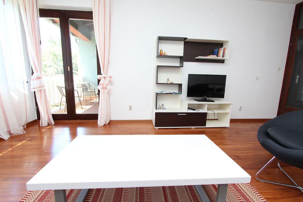 Apartment Mitton 2 Rovinj Exterior photo