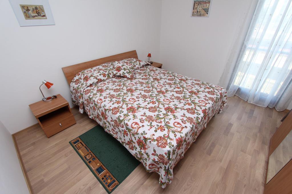 Apartment Mitton 2 Rovinj Room photo